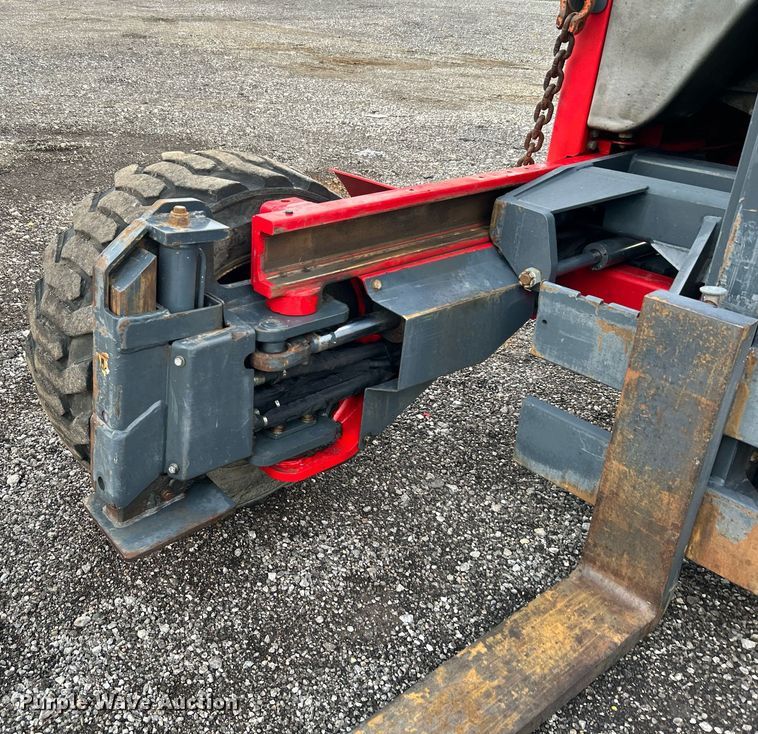 image for item KH9556 2007 Moffett M55.4  forklift