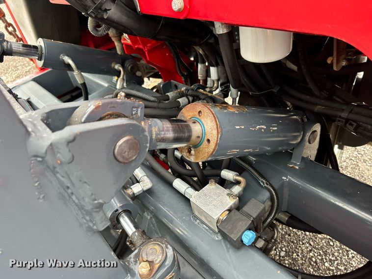 image for item KH9556 2007 Moffett M55.4  forklift