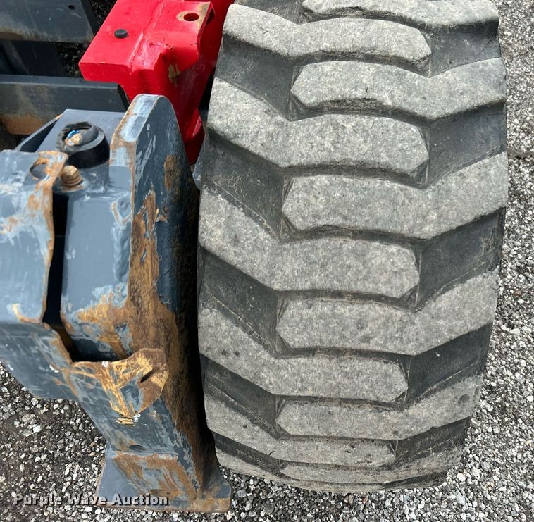 image for item KH9556 2007 Moffett M55.4  forklift