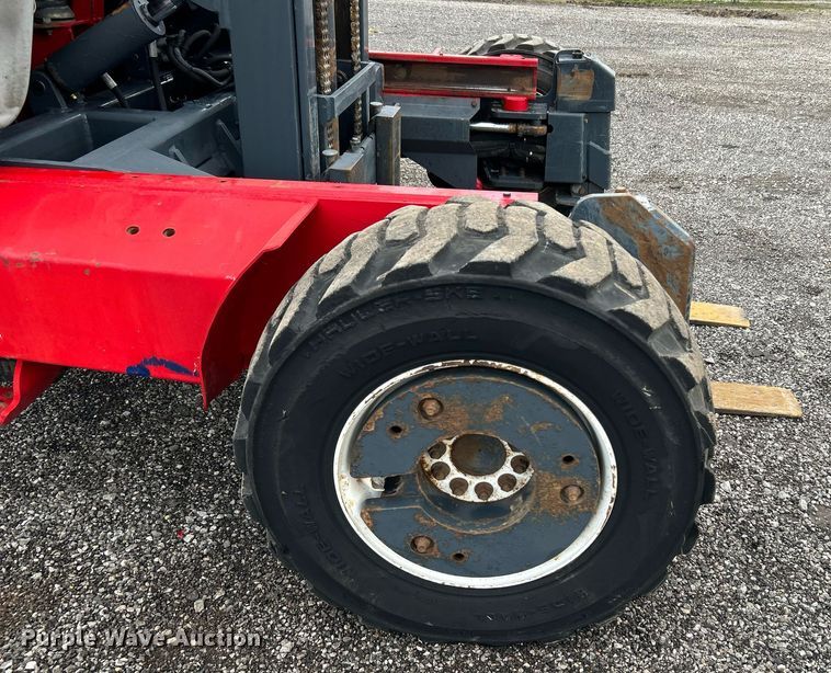 image for item KH9556 2007 Moffett M55.4  forklift