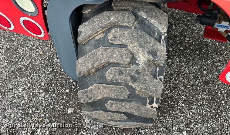 image for item KH9556 2007 Moffett M55.4  forklift