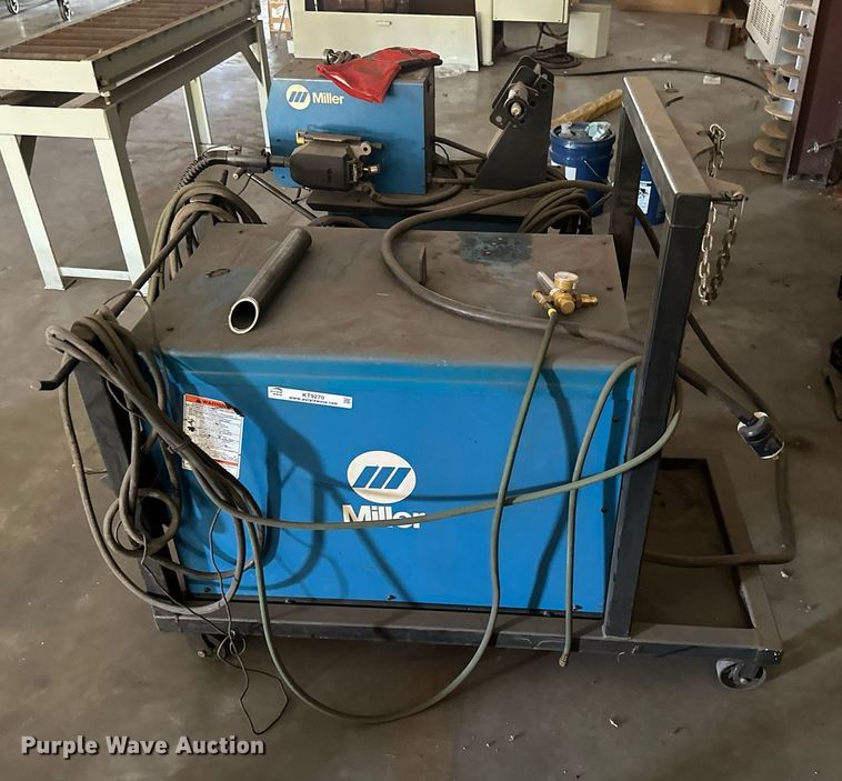image for item KT9270 Miller Deltaweld 452  welder