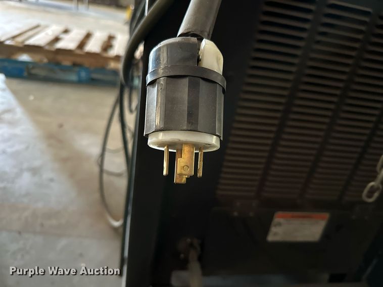 image for item KT9270 Miller Deltaweld 452  welder