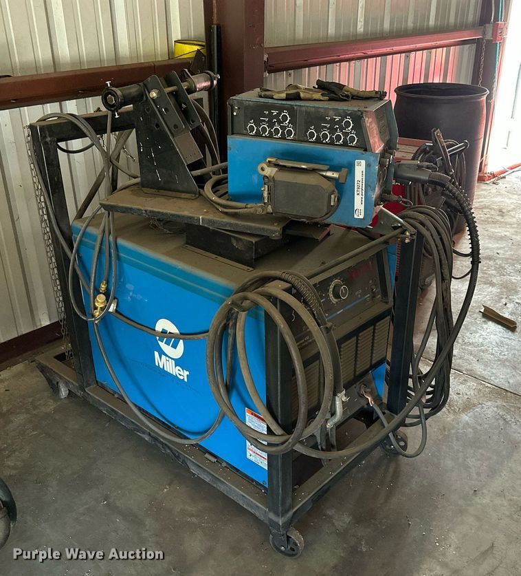 image for item KT9272 Miller Dimension 452  welder