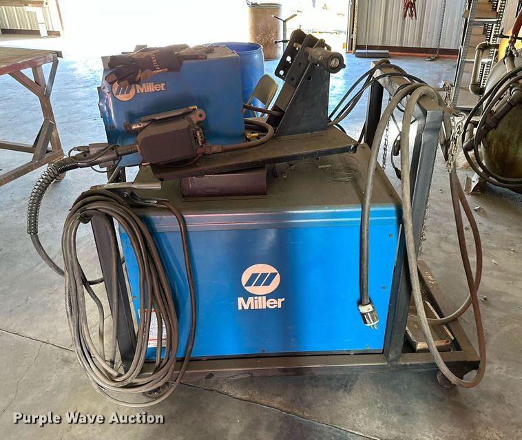 image for item KT9272 Miller Dimension 452  welder