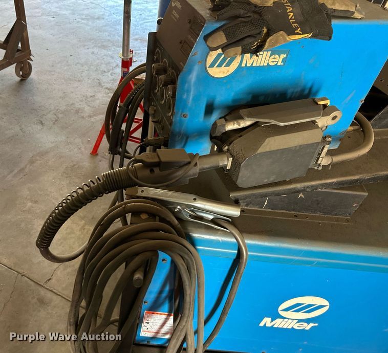 image for item KT9272 Miller Dimension 452  welder