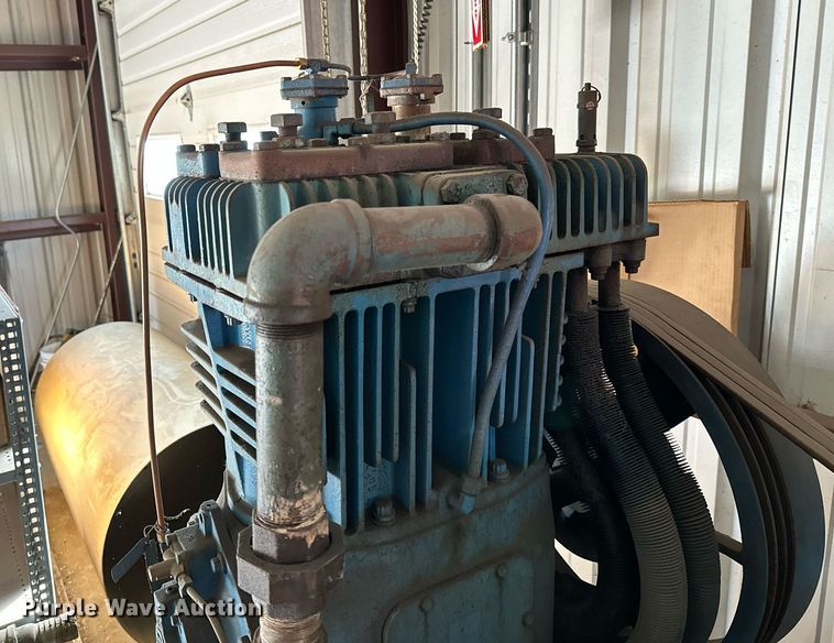 image for item KT9273 Air compressor