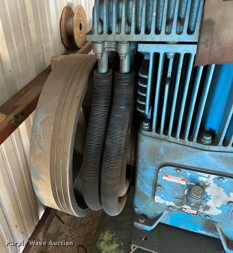 image for item KT9273 Air compressor