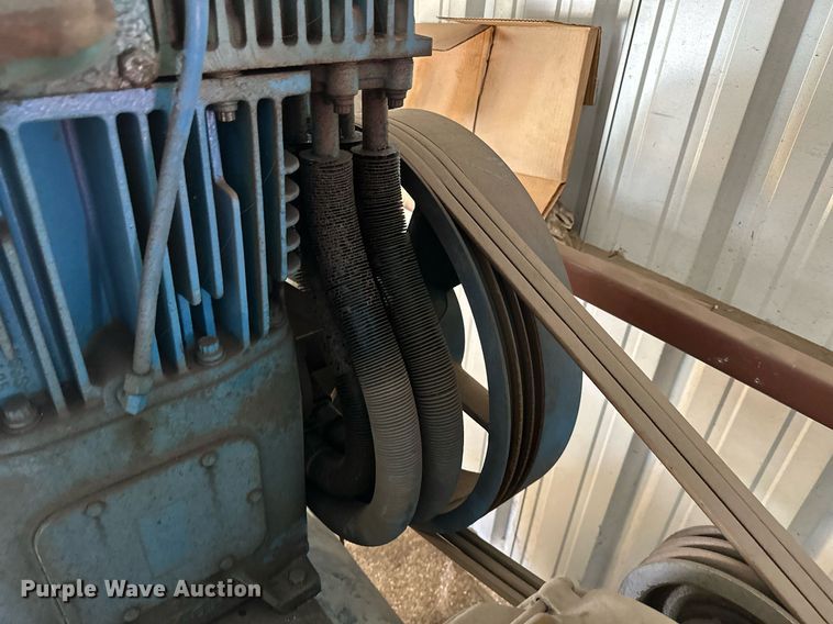 image for item KT9273 Air compressor