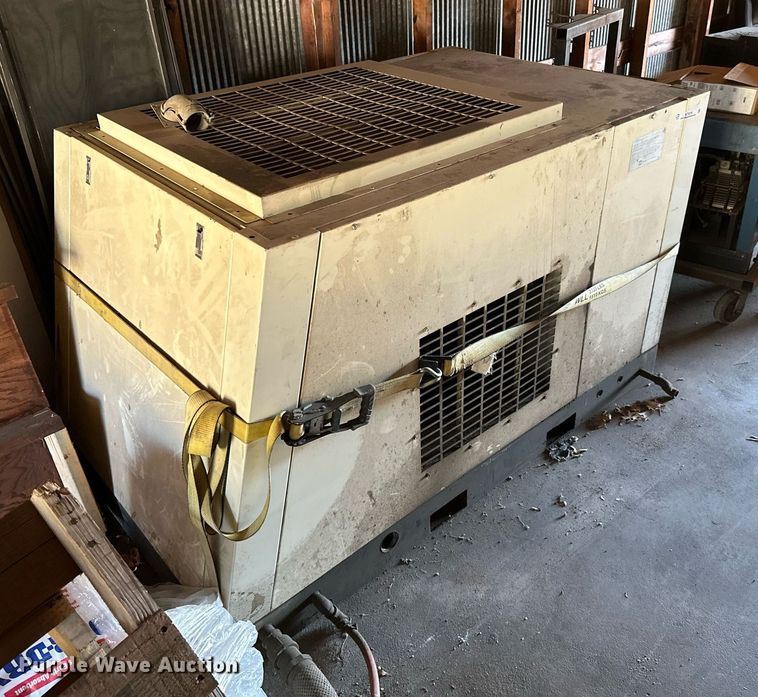 image for item KT9278 Ingersoll Rand SSR250H-AAC3  air compressor