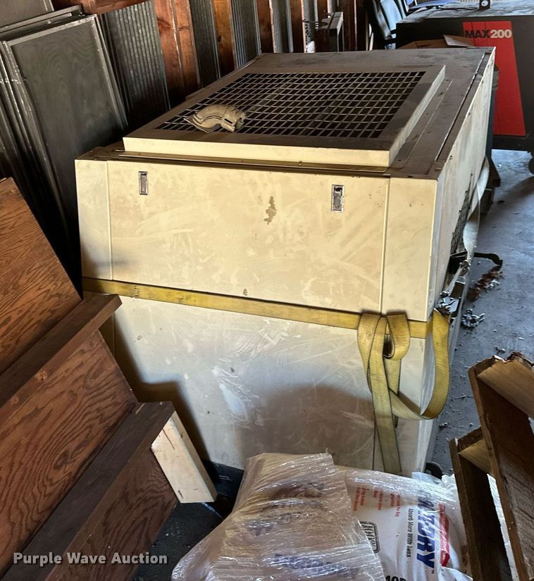 image for item KT9278 Ingersoll Rand SSR250H-AAC3  air compressor