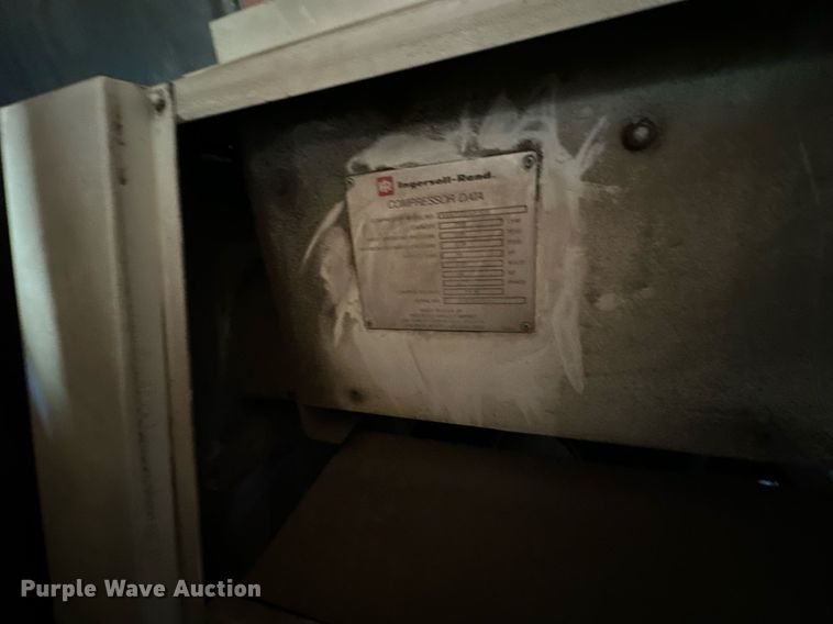 image for item KT9278 Ingersoll Rand SSR250H-AAC3  air compressor