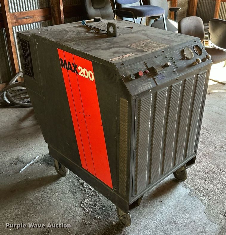 image for item KT9279 Hypertherm Max200  plasma cutter