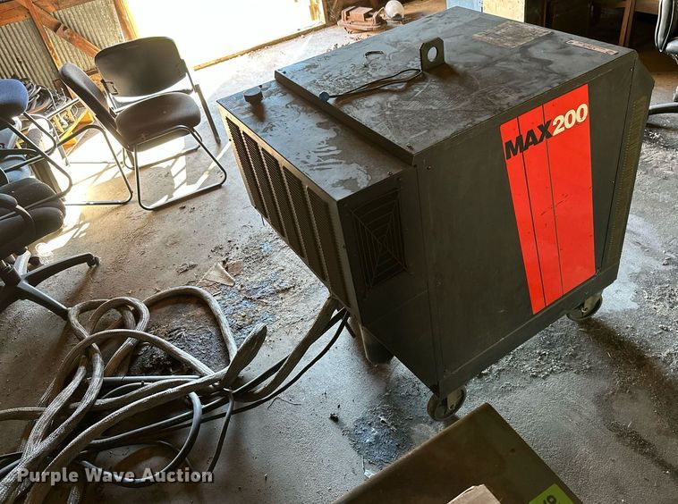 image for item KT9279 Hypertherm Max200  plasma cutter