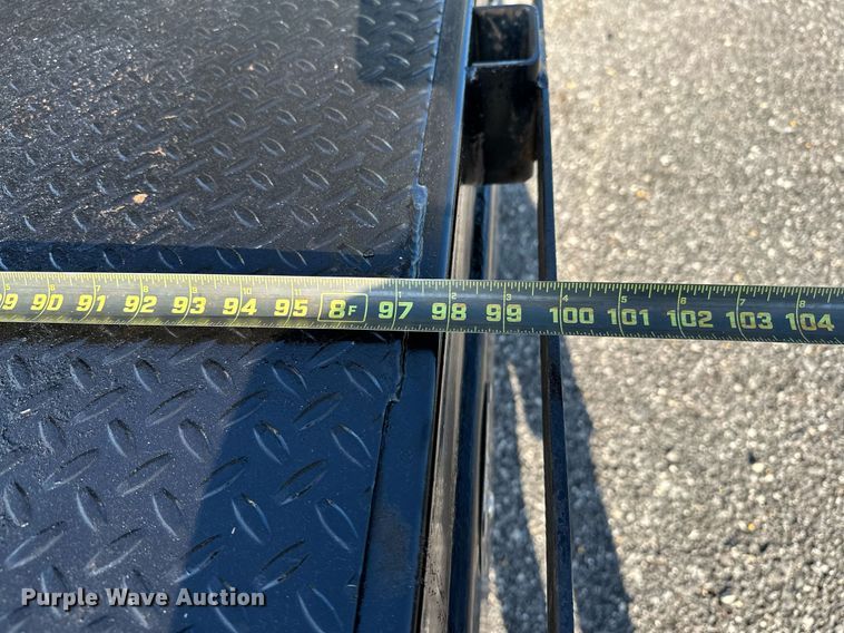 image for item KW9199 2007 Freightliner Columbia  flatbed truck