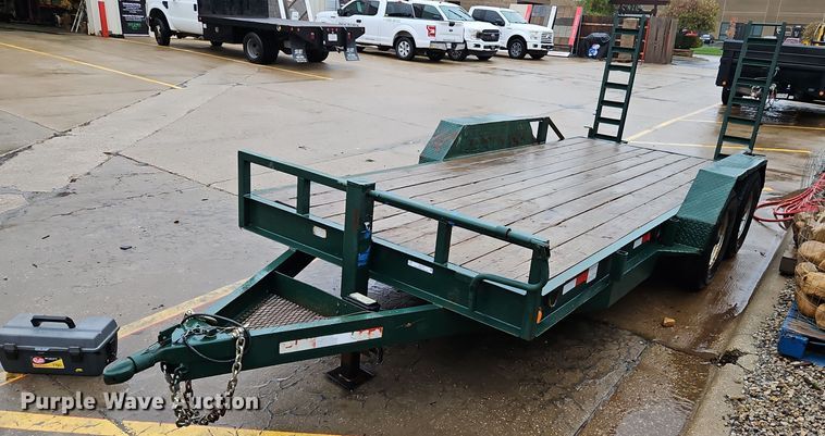 image for item LB9553 2001 CNBL  equipment trailer