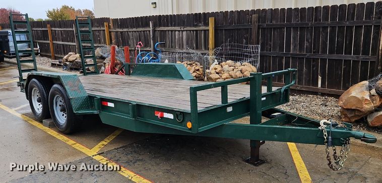 image for item LB9553 2001 CNBL  equipment trailer