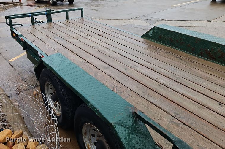 image for item LB9553 2001 CNBL  equipment trailer