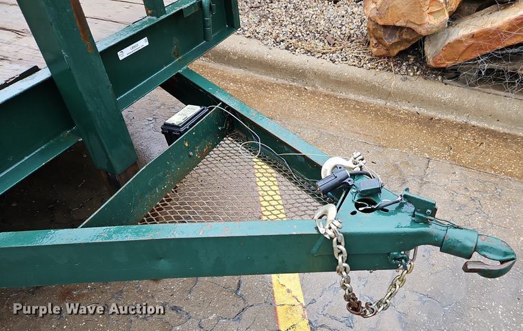 image for item LB9553 2001 CNBL  equipment trailer