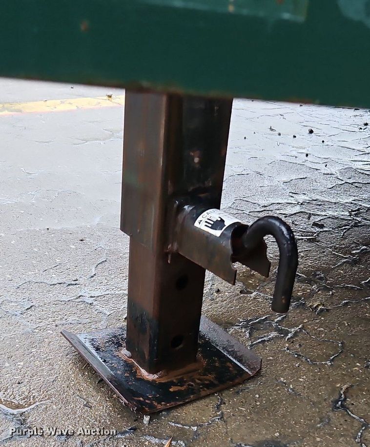 image for item LB9553 2001 CNBL  equipment trailer