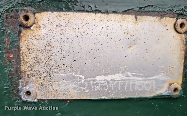 image for item LB9553 2001 CNBL  equipment trailer