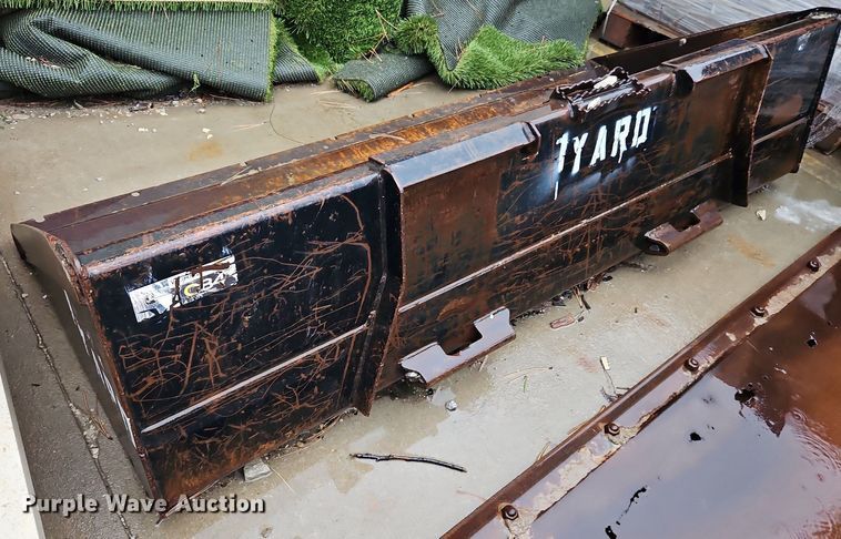 image for item LB9555 2007 John Deere 325  skid steer loader