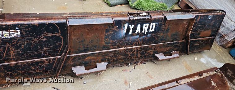 image for item LB9555 2007 John Deere 325  skid steer loader