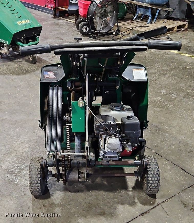 image for item LB9556 Ryan Lawnaire 28  aerator