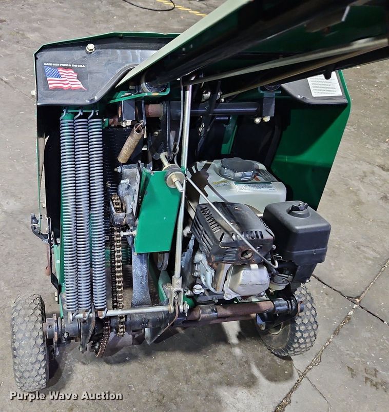 image for item LB9556 Ryan Lawnaire 28  aerator