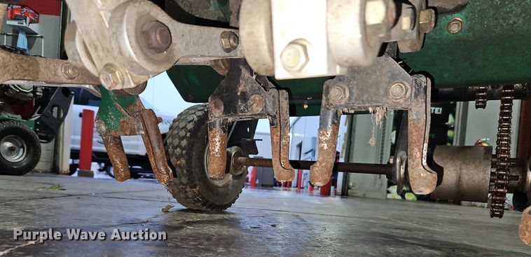 image for item LB9556 Ryan Lawnaire 28  aerator