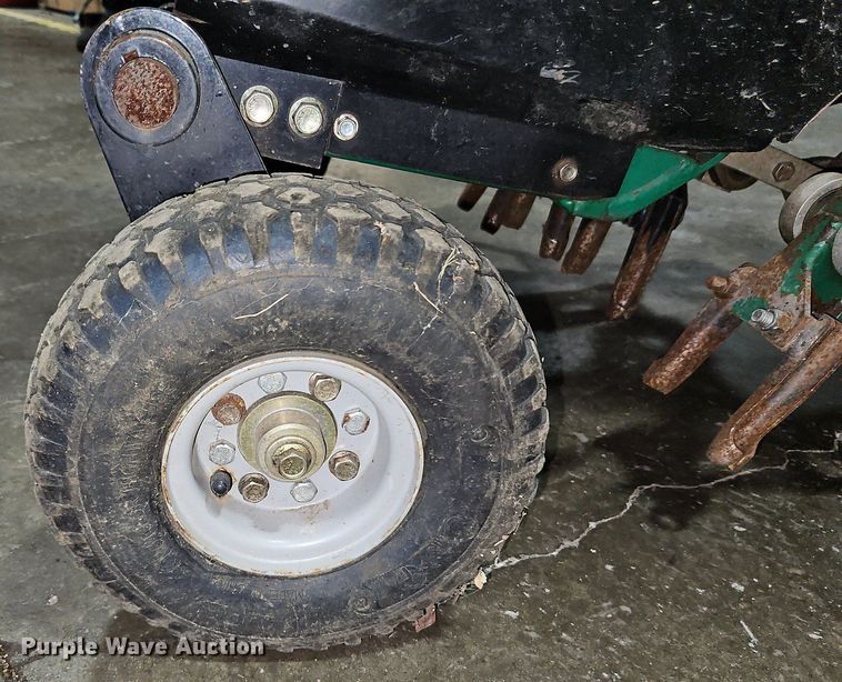 image for item LB9556 Ryan Lawnaire 28  aerator