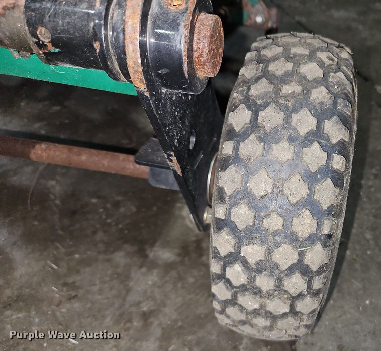 image for item LB9556 Ryan Lawnaire 28  aerator