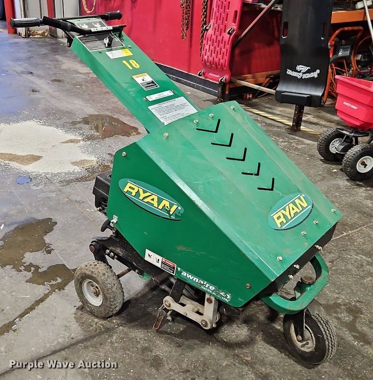 image for item LB9557 Ryan Lawnaire 28  aerator