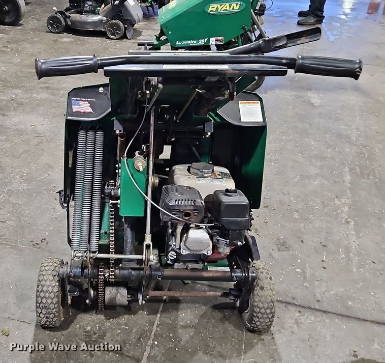 image for item LB9557 Ryan Lawnaire 28  aerator