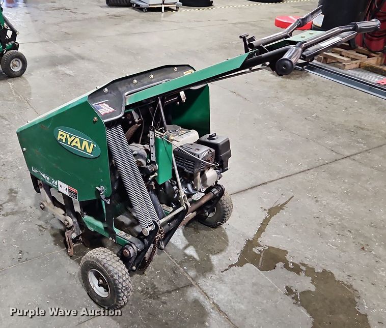 image for item LB9557 Ryan Lawnaire 28  aerator