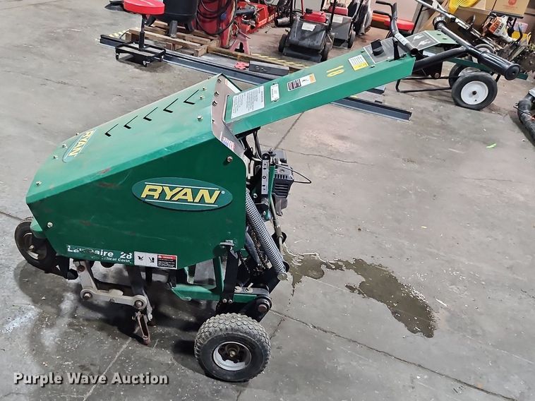 image for item LB9557 Ryan Lawnaire 28  aerator