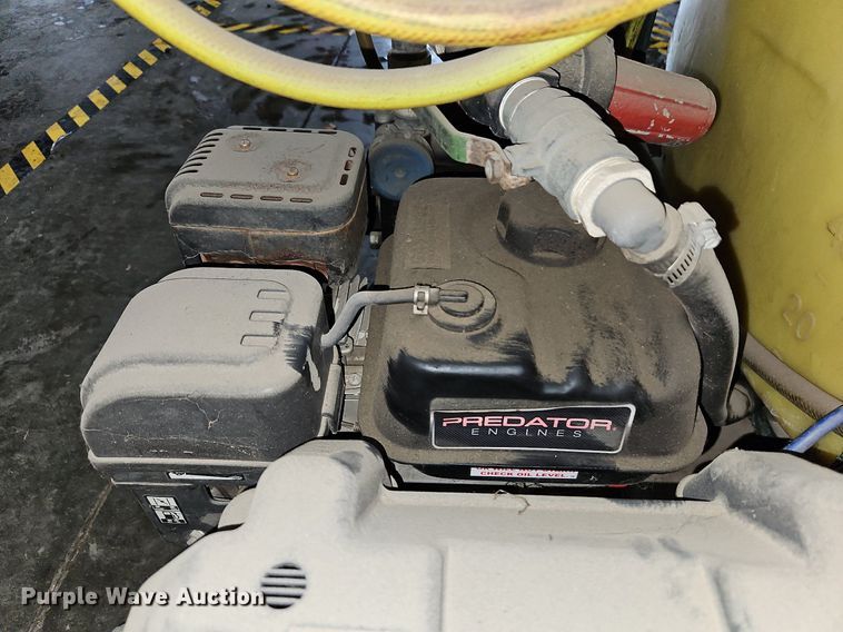 image for item LB9559 Turf sprayer