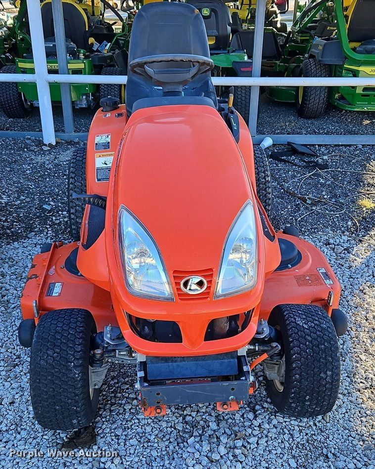 image for item LB9561 Kubota GR2120  lawn mower