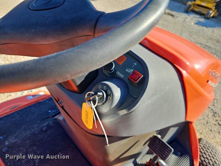 image for item LB9561 Kubota GR2120  lawn mower