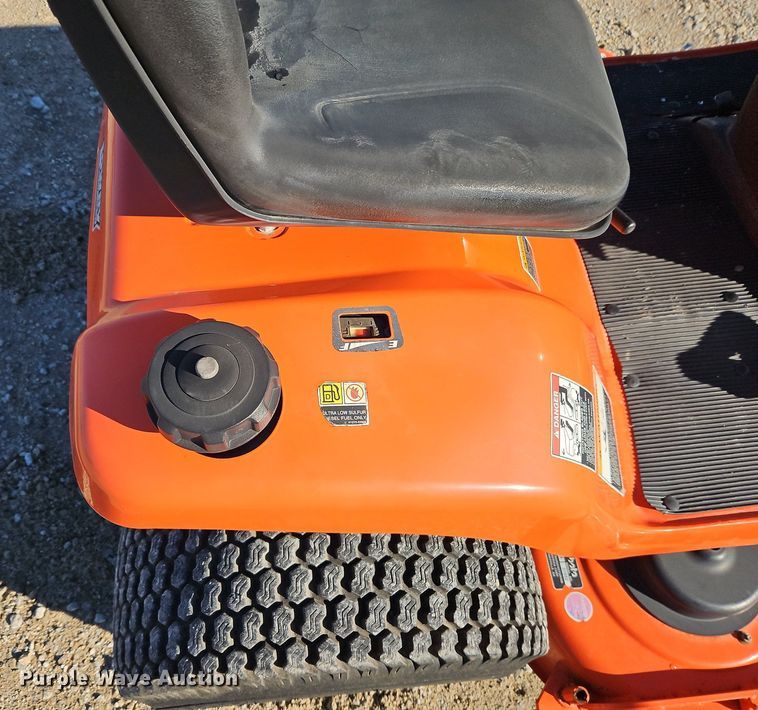 image for item LB9561 Kubota GR2120  lawn mower