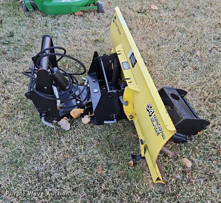 image for item LB9570 John Deere  quick hitch blade