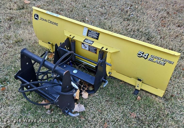 image for item LB9570 John Deere  quick hitch blade