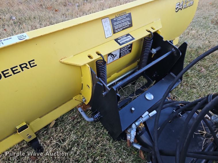 image for item LB9570 John Deere  quick hitch blade