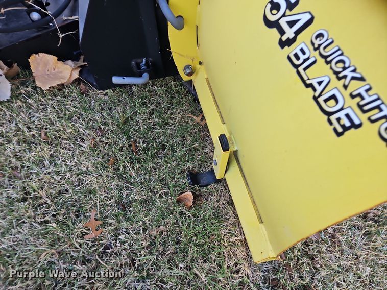 image for item LB9570 John Deere  quick hitch blade