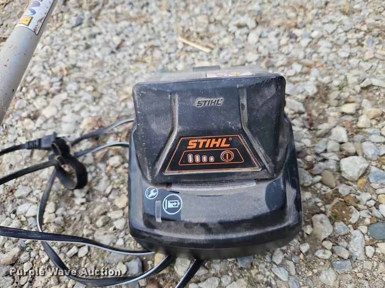 image for item LB9587 Lawn mowing equipment