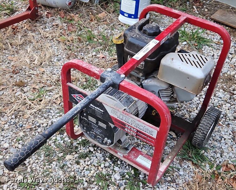 image for item LB9588 Briggs and Stratton 01653  generator