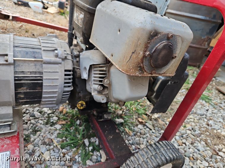 image for item LB9588 Briggs and Stratton 01653  generator