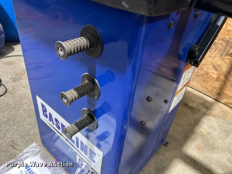 image for item LD9815 2016 BaseLine 550  tire balancer