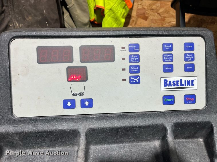 image for item LD9815 2016 BaseLine 550  tire balancer