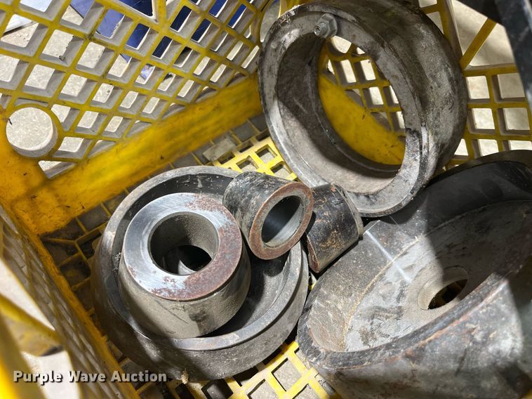 image for item LD9815 2016 BaseLine 550  tire balancer